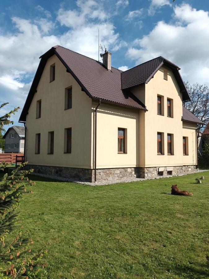 B&B Grossullersdorf - Vila Pavlínka , apartmány Losiny - Bed and Breakfast Grossullersdorf