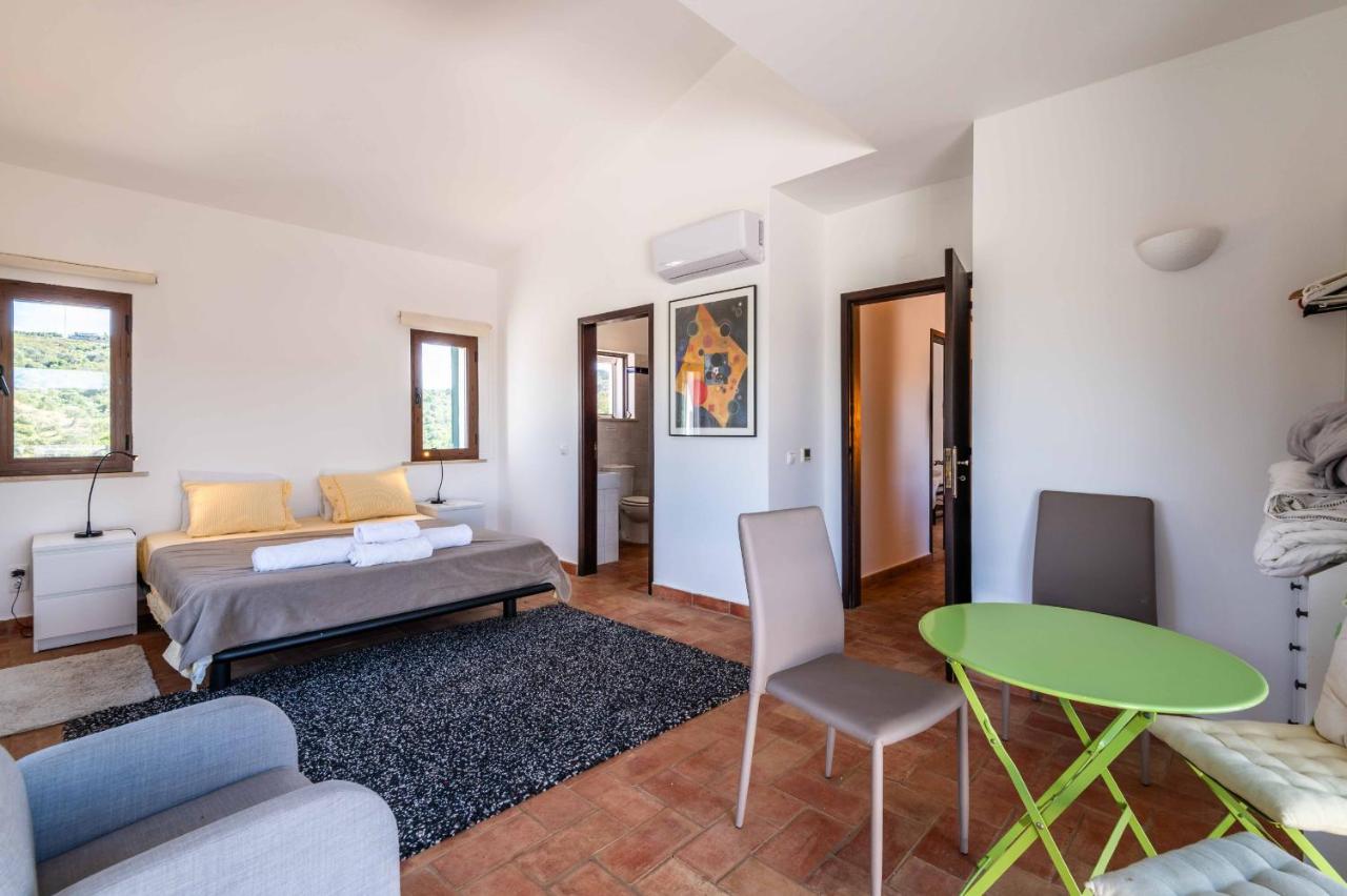 Villa con piscina privada