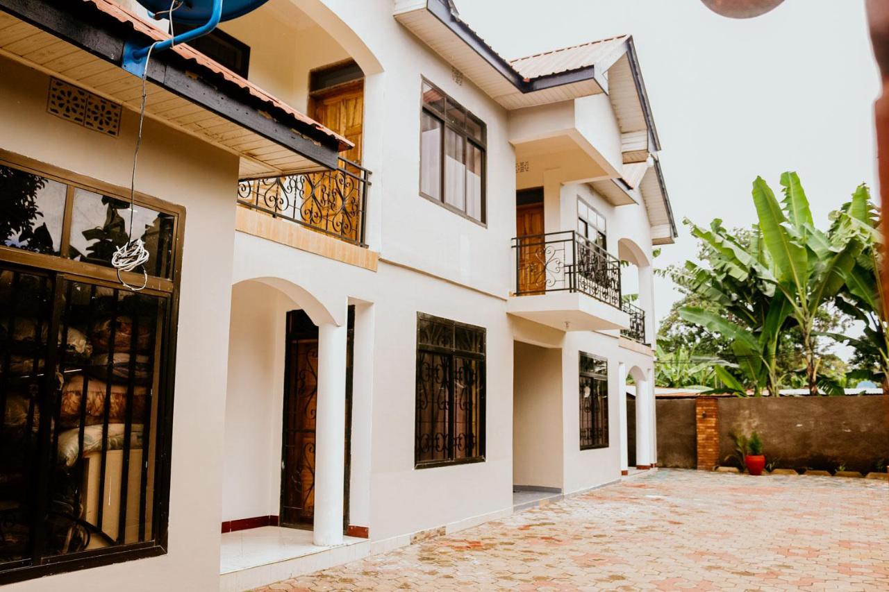 Domin Apartments - Chambres d’hôtes Arusha