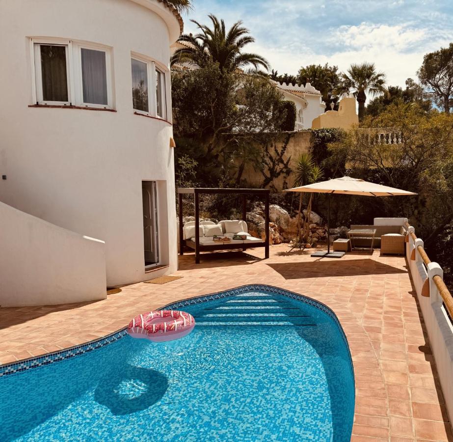Ibiza Dream Villa Denia, Seaview, Pool, BBQ, Airco, Wifi - B&B Denia
