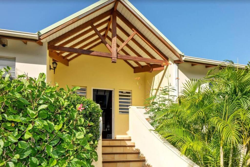 La Source Guest House - Ferienwohnung Orient Bay