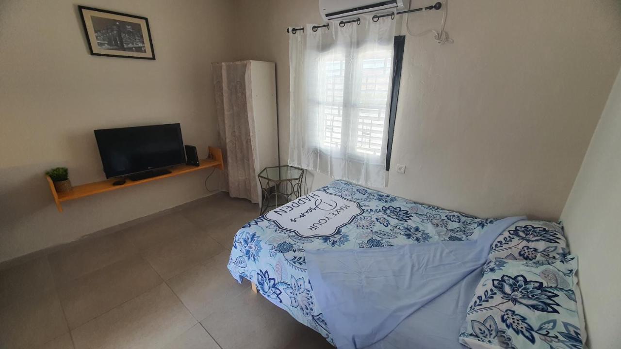 B&B Kiryat-Yam - quiet house - Bed and Breakfast Kiryat-Yam