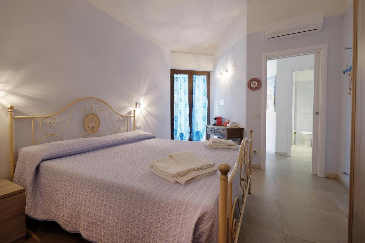 B&B Teulada - CASA AZZURRA - BLUE HOUSE - Bed and Breakfast Teulada