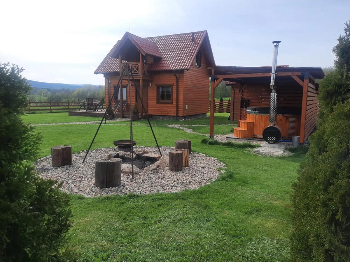 B&B Grudza - Drewniane domki z balią i widokiem na Góry - Klimatyczny Kompleks w Górach Izerskich #Widogruszka - Bed and Breakfast Grudza