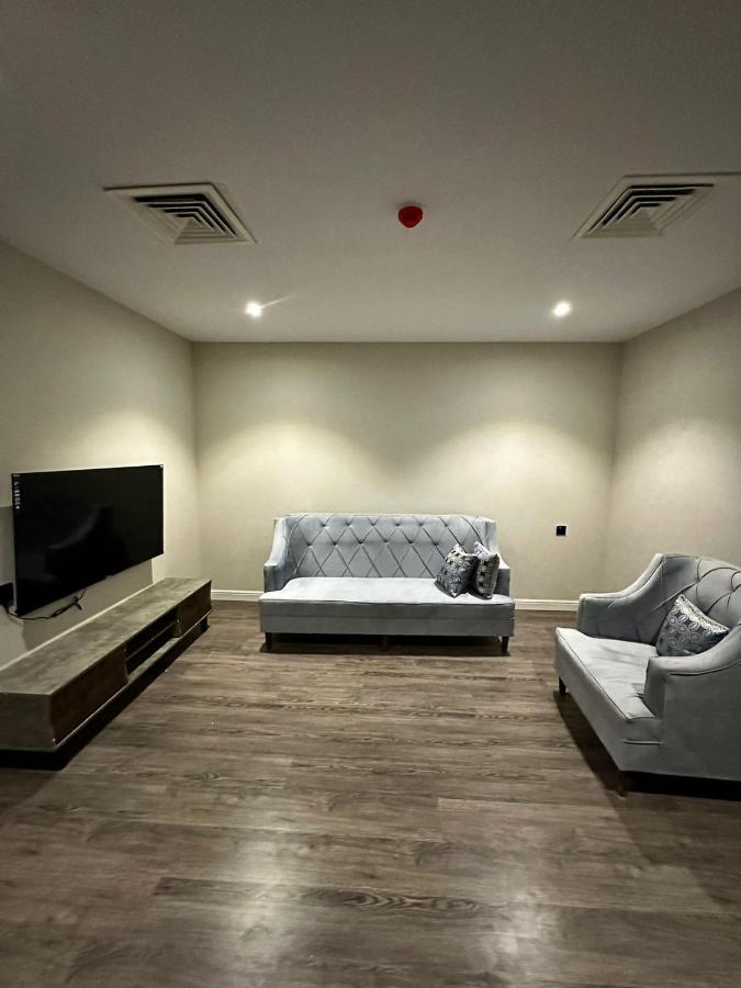 شقق قمة العروبة المخدومة - Ferienwohnung Buraydah