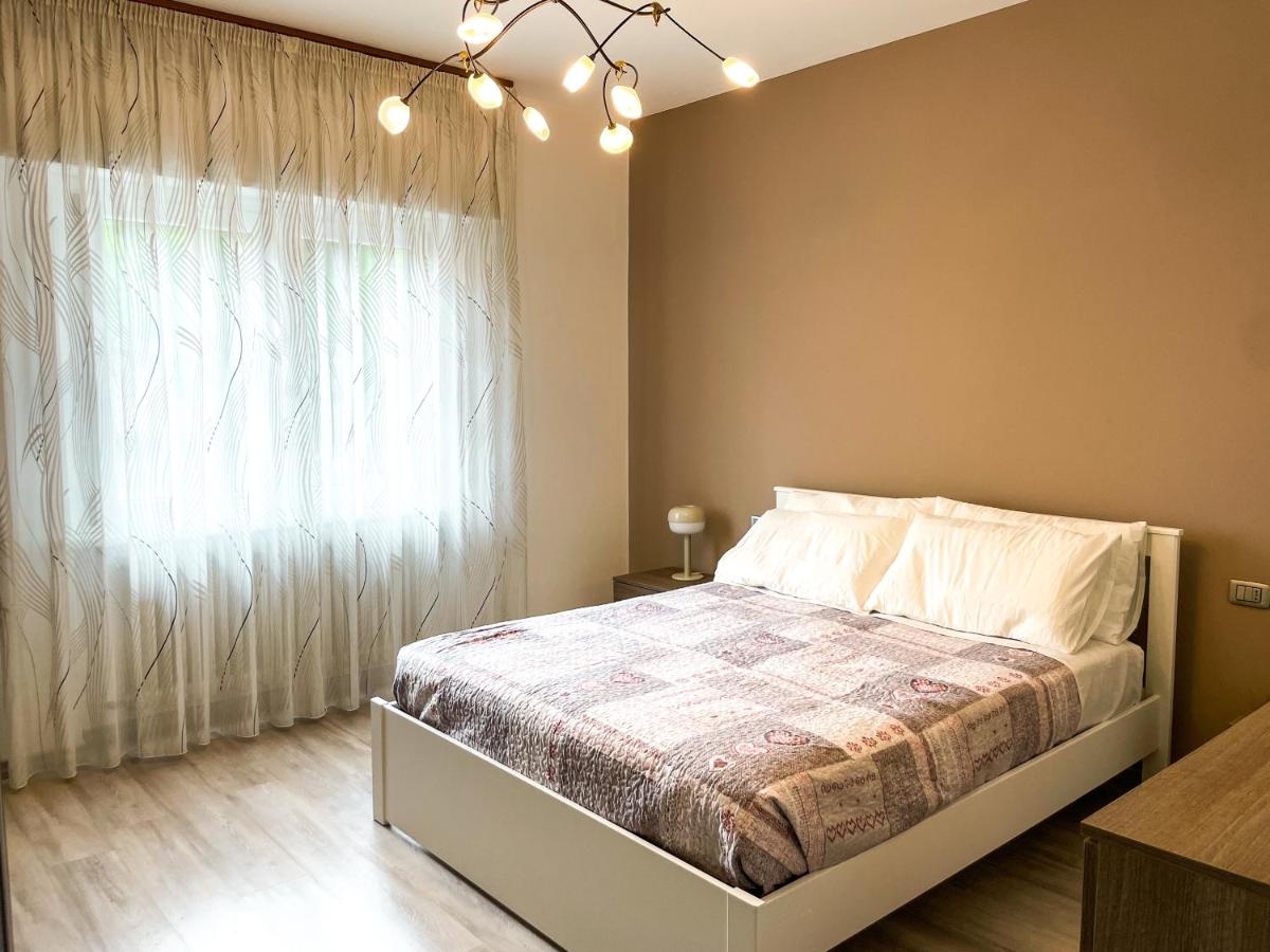 Three-Bedroom Standard Apartment