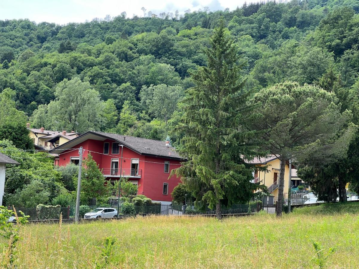 Casa Rossa al Lago - Apto grande primo piano - Chambres d’hôtes Spinone al Lago