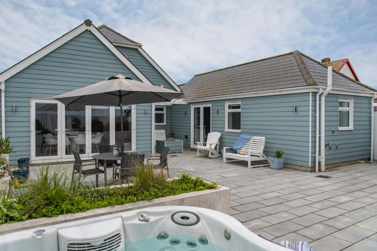 Pebble Fish by Bloom Stays - B&B