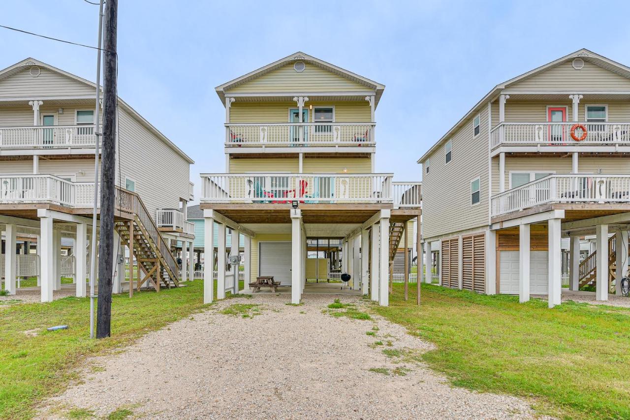 Serene Surfside Beach Retreat with Ocean Views! - Ferienwohnung