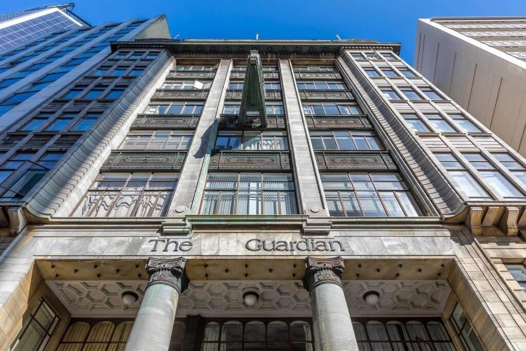 Heritage Luxe Retreat on Queens - Bed and Breakfast Auckland