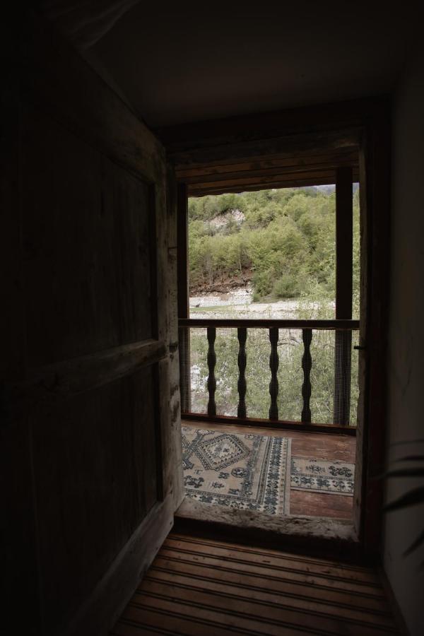 Triple Room with Garden View