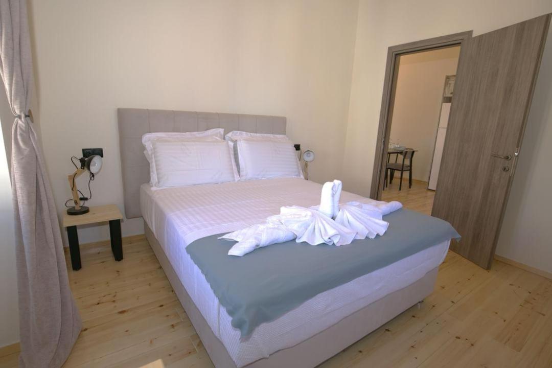 B&B Aghios Nikolaos - Mani view luxury house - Bed and Breakfast Aghios Nikolaos