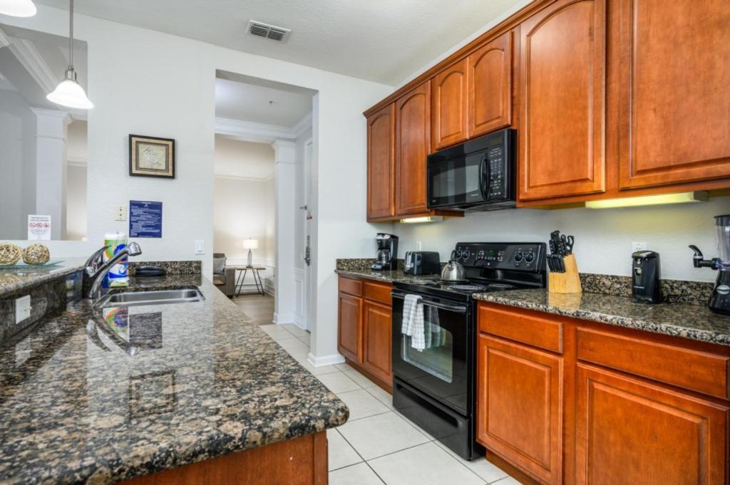 Premium Vista Cay Condo, Vista Cay - 2006 - B&B Orlando