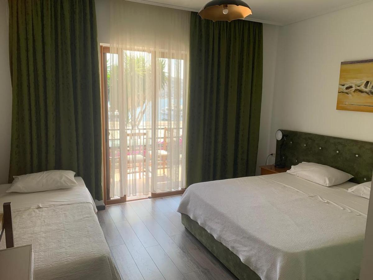 Standard Triple Room with Sea View