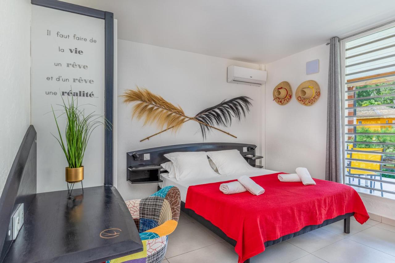 B&B Trois Îlets - Le Kanmpo, au coeur du Blue Dream, avec plage à 2 minutes à pied, climatisation, wi-fi, parking gratuit - Bed and Breakfast Trois Îlets