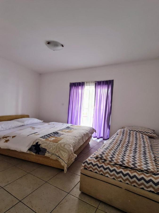One Bedroom Apartment