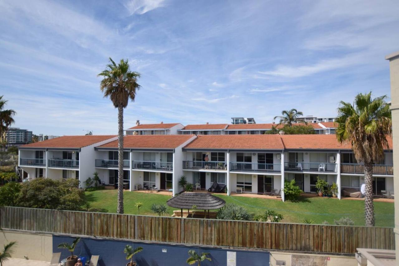 West Beach Lagoon 202 - Quiet & Ground Floor! - B&B