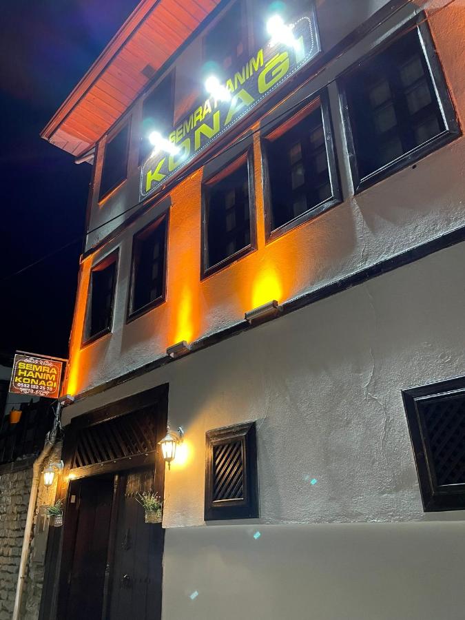 SEMRA HANIM KONAĞI - B&B