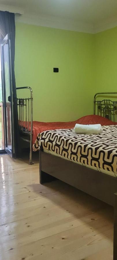 Chambre Triple – Vue sur Montagne