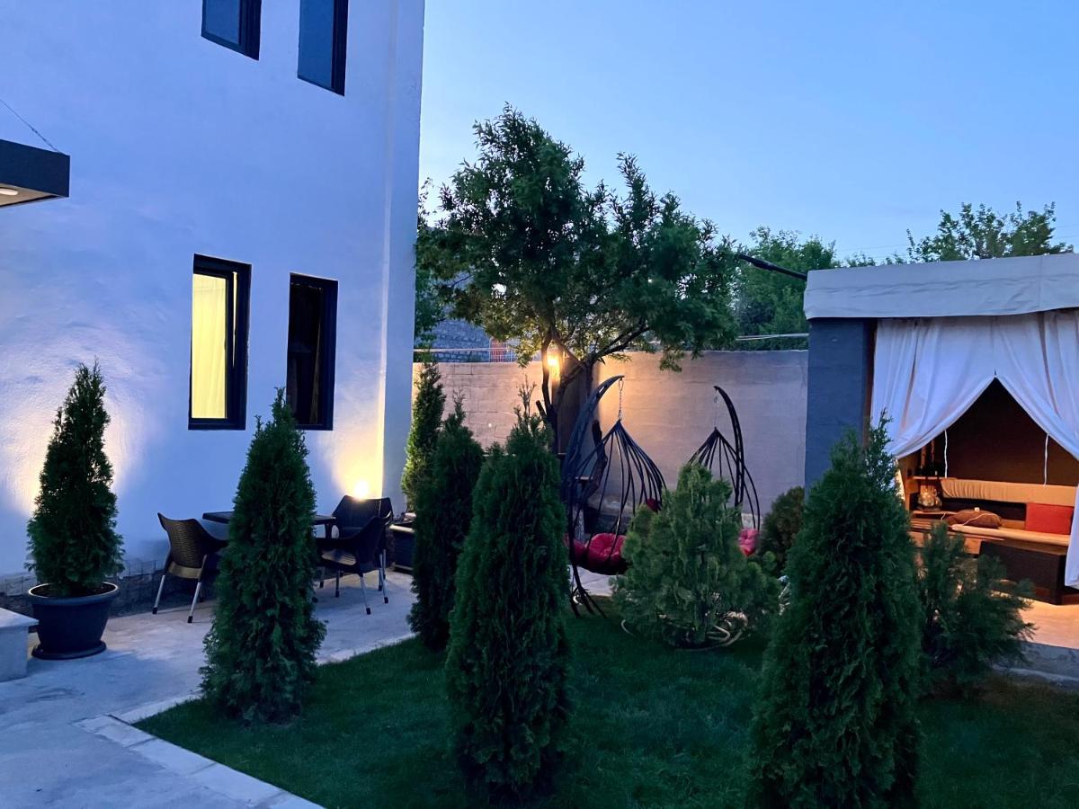 Haya Guest House - B&B