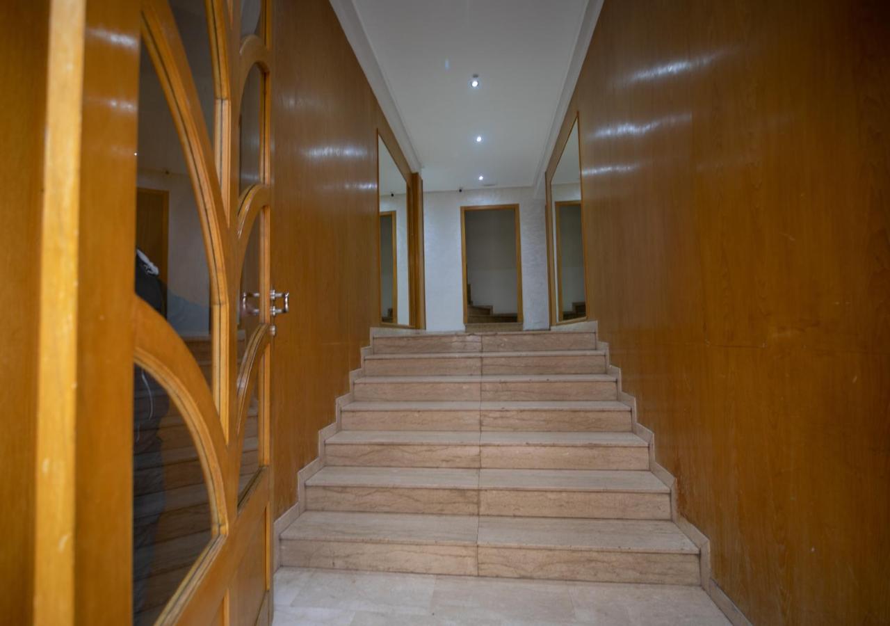 C101- Cosy and stylish apartment with King Size Bed- Belvédère - B&B Casablanca