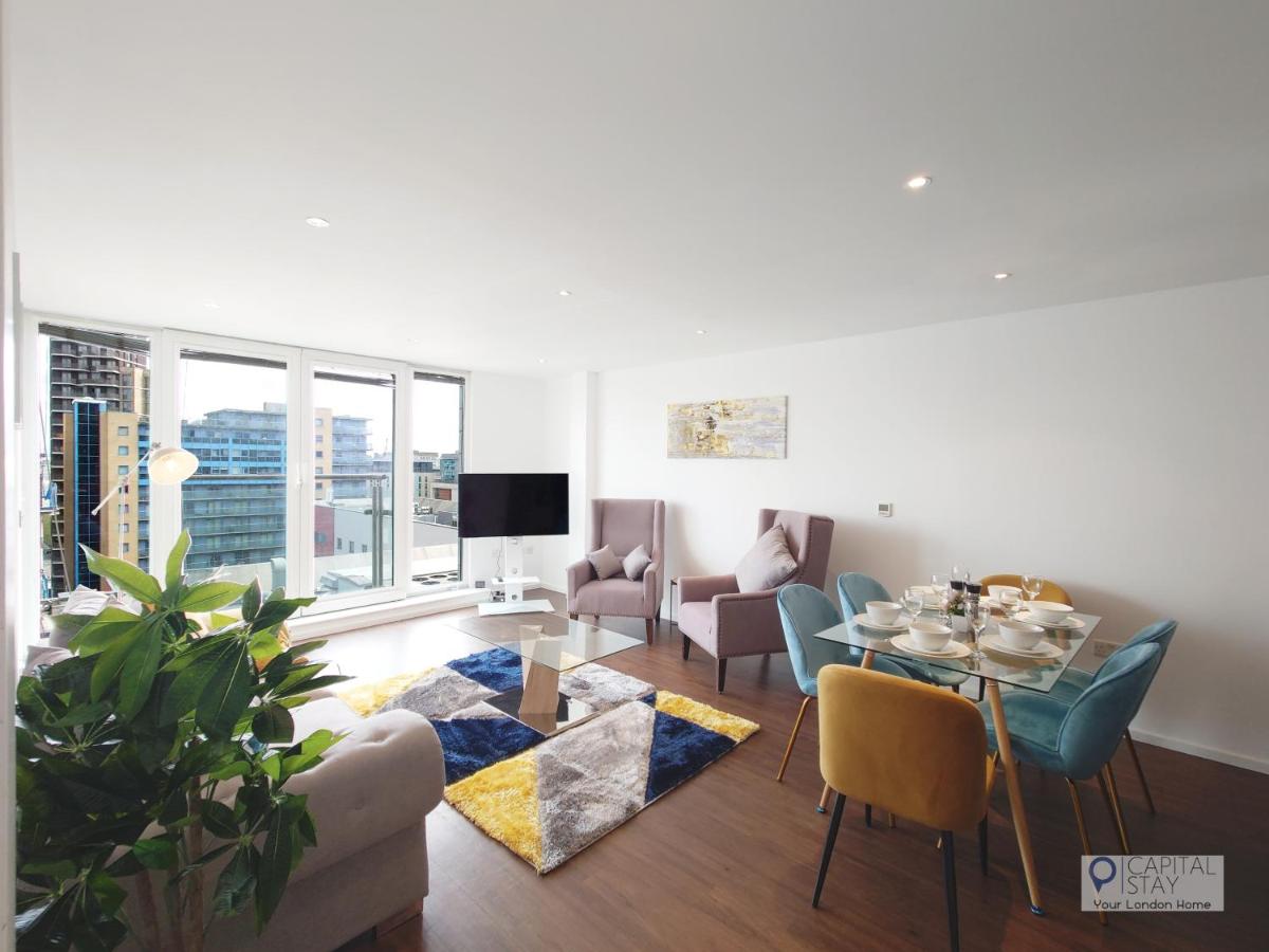 Deluxe Two Bed Apartment by London ExCeL & O2 - B&B London