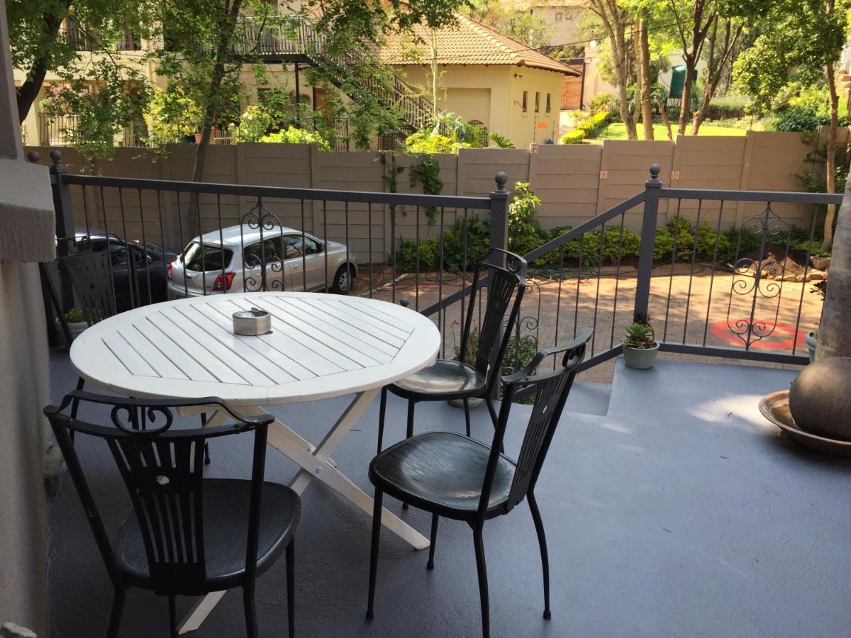 Waterhouse Guest Lodge - Indus Street - B&B Pretoria