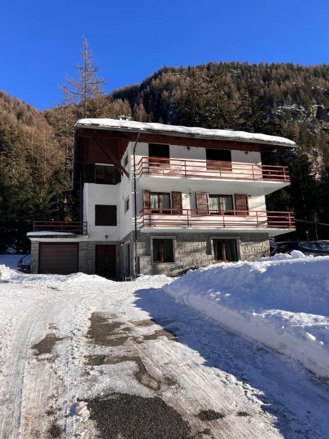 Appartamento in Villa a Champoluc in Val' d'Ayas - B&B Frachey