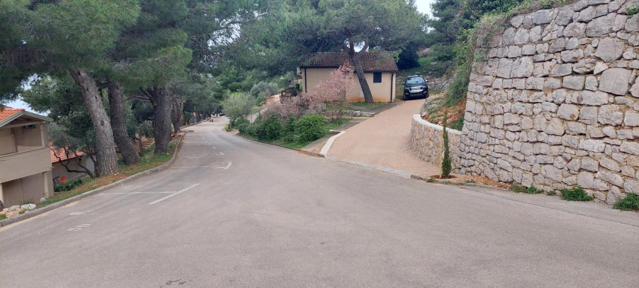 Gavza Joy - B&B Cres (ciudad)