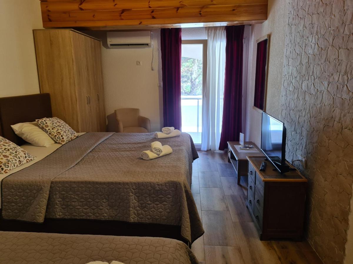 Comfort Triple Room