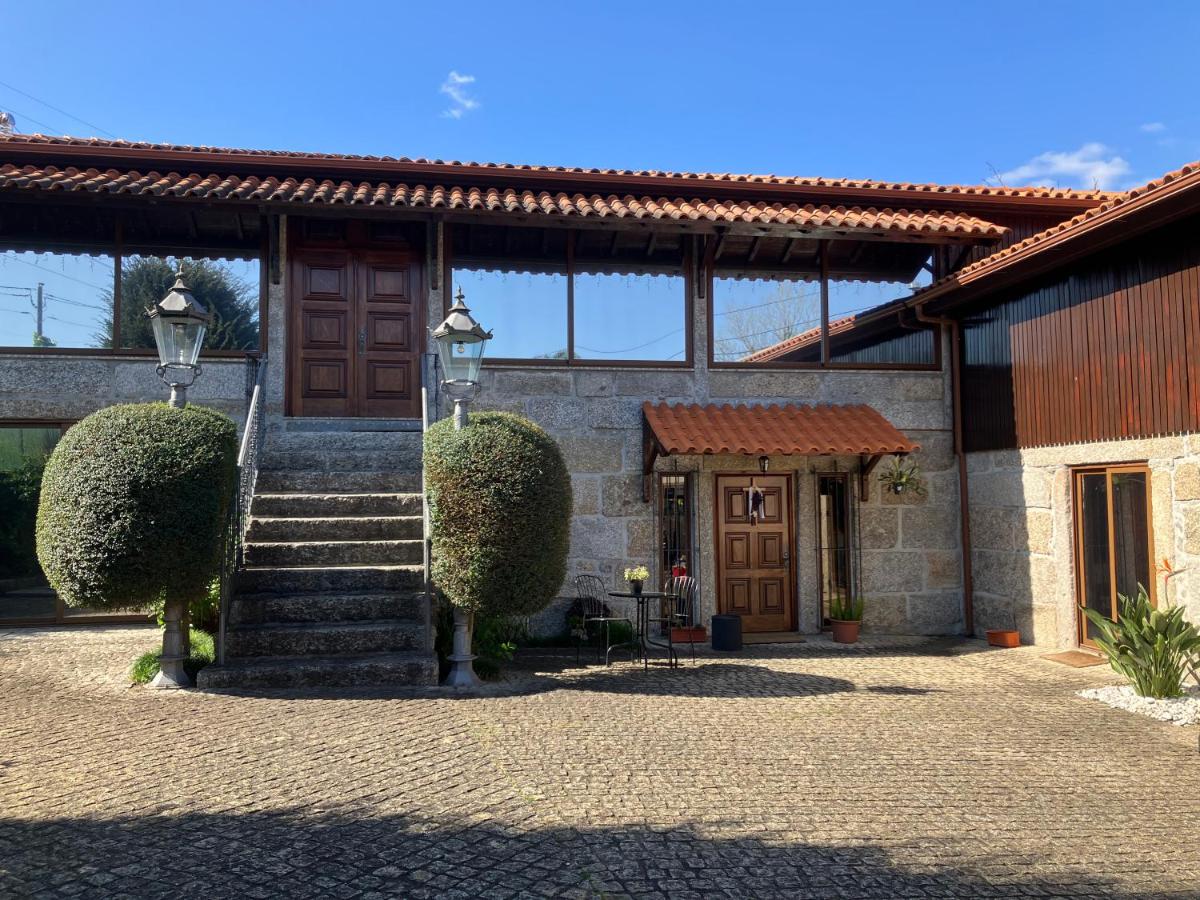 B&B Guimarães - Bergui Guesthouse - Em Guimarães desde 2017 - Bed and Breakfast Guimarães