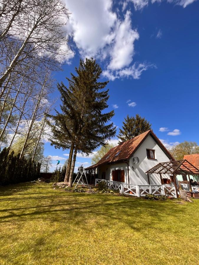 B&B Nowe Guty - Uroczy dom nad jeziorem Śniardwy tuż obok plaży - Bed and Breakfast Nowe Guty