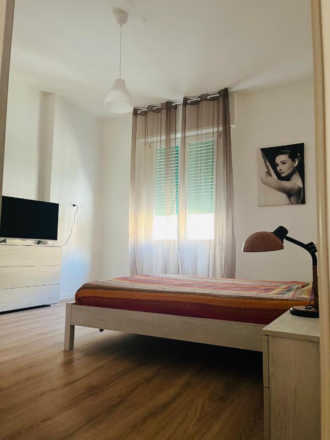 Orizzonte 5 Terre VIA XXIV MAGGIO 223- Partenza battelli 5 Terre - Bed and Breakfast La Spezia