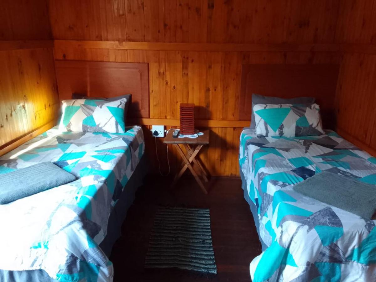 Twin Room with Private Bathroom