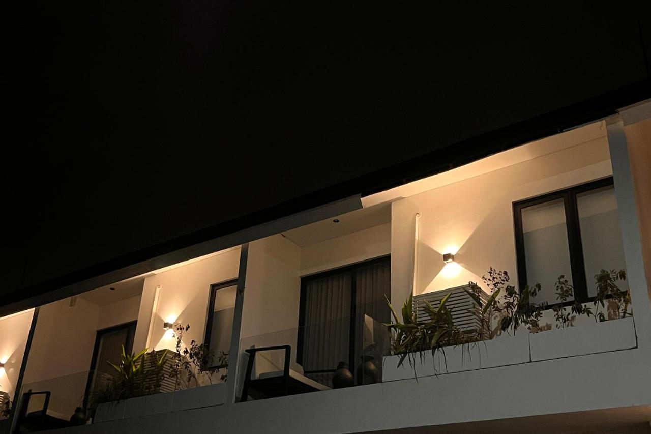 Modern Waveside Apartment No.1 - B&B Munggu