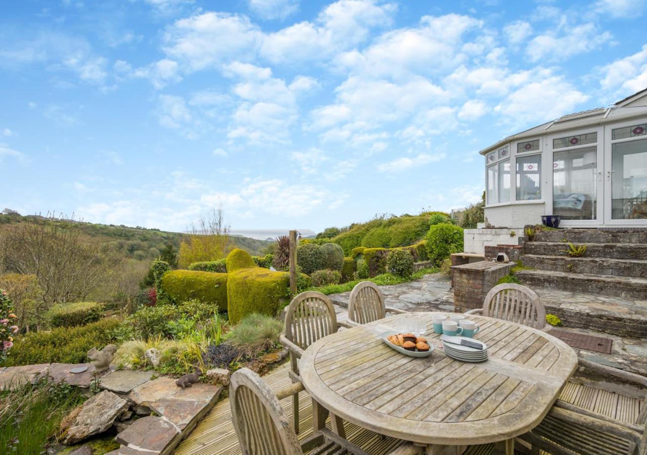 Trevalley House - Bed and Breakfast