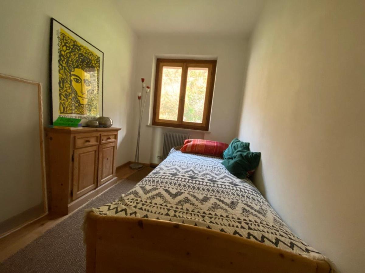 Appartamento con 2 Camere da Letto e Vista Fiume