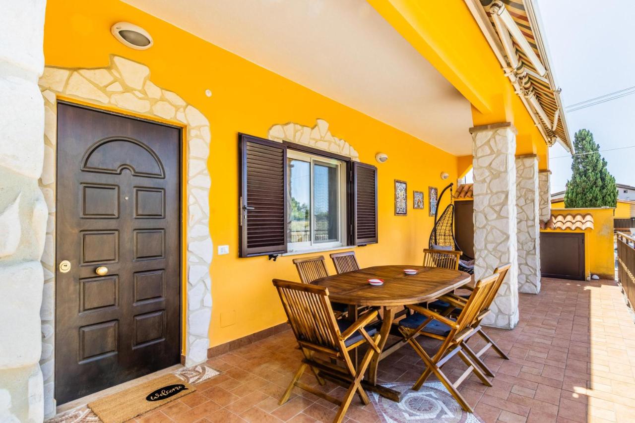 'Villa Venere Superior' 50mt Sea-Jacuzzi-Free Parking-Garden - Chambres d'hôtes Terracina