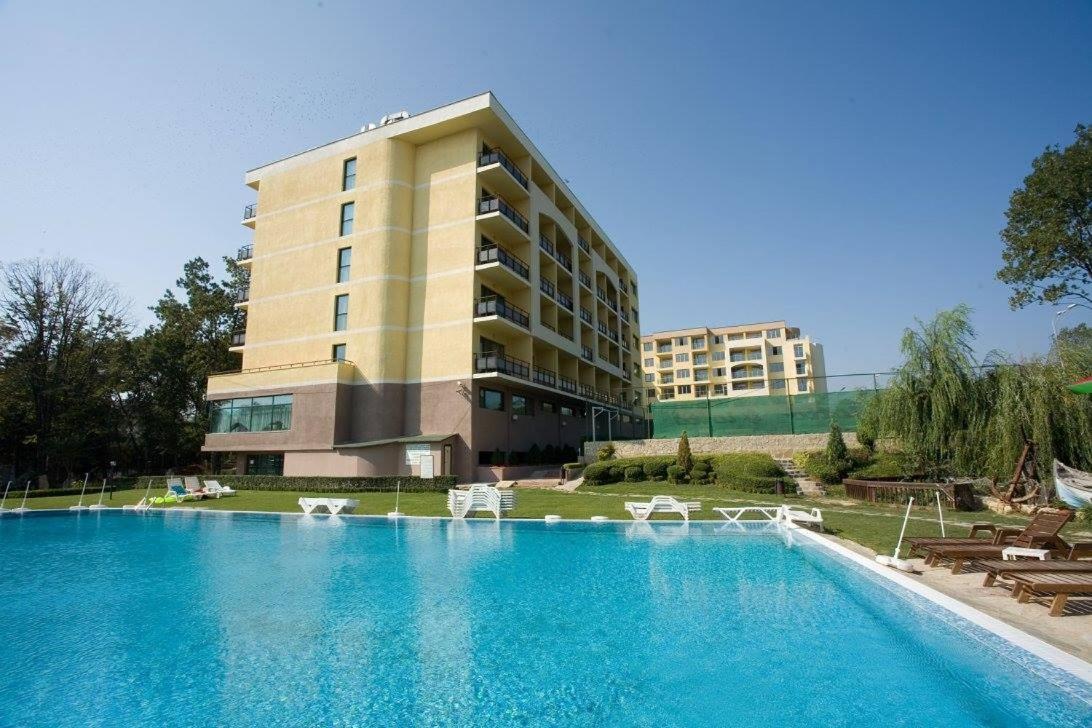 Studio in Sveta Elena complex mineral pool - B&B