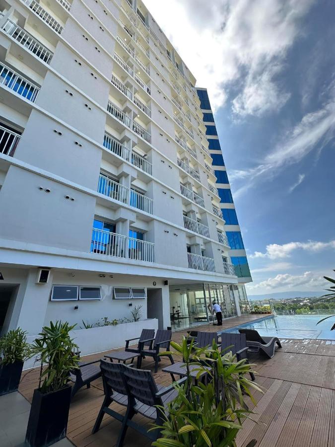 Inspiria 15th floor Condiminium - MACONDOTEL - Bed and Breakfast Davao