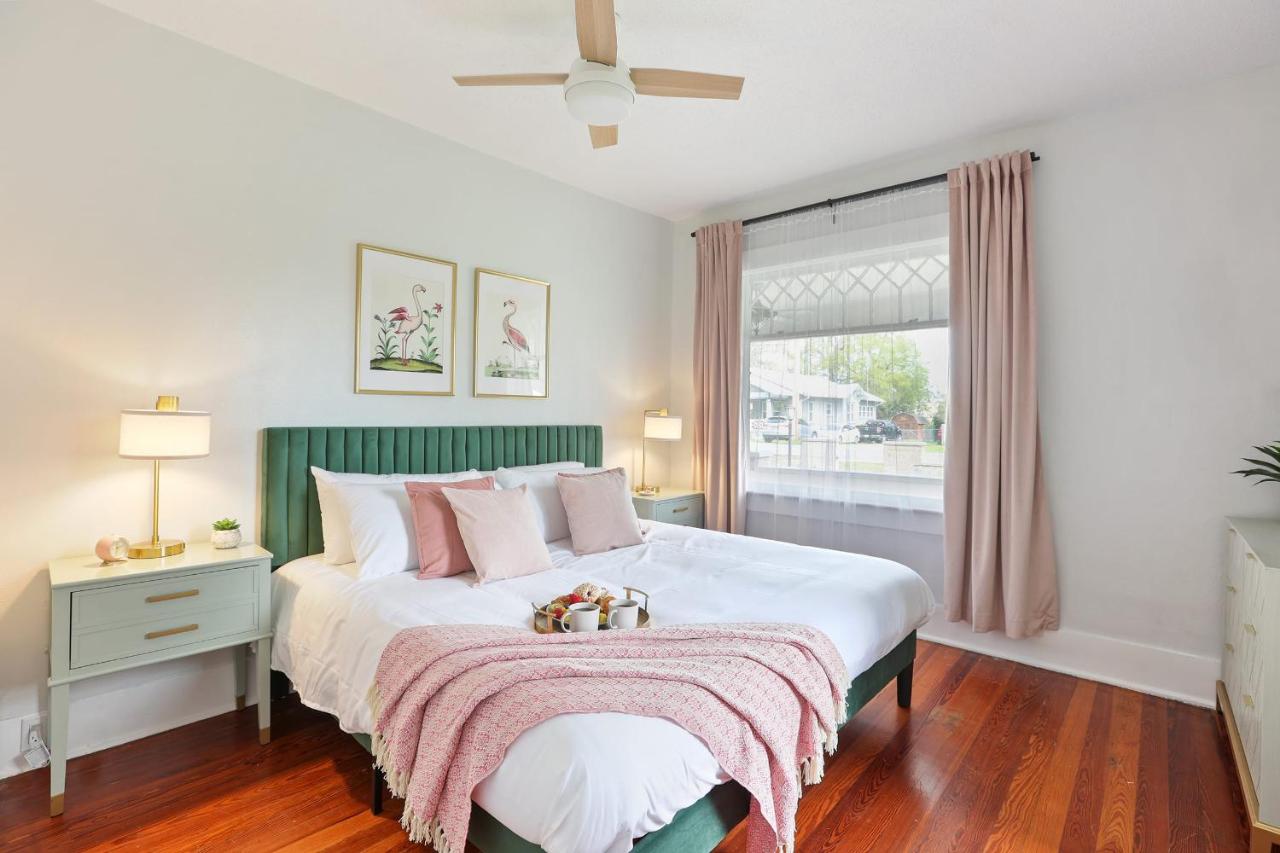 Hearthstone Harmony Retreat King-Sized Comfort - Ferienwohnung