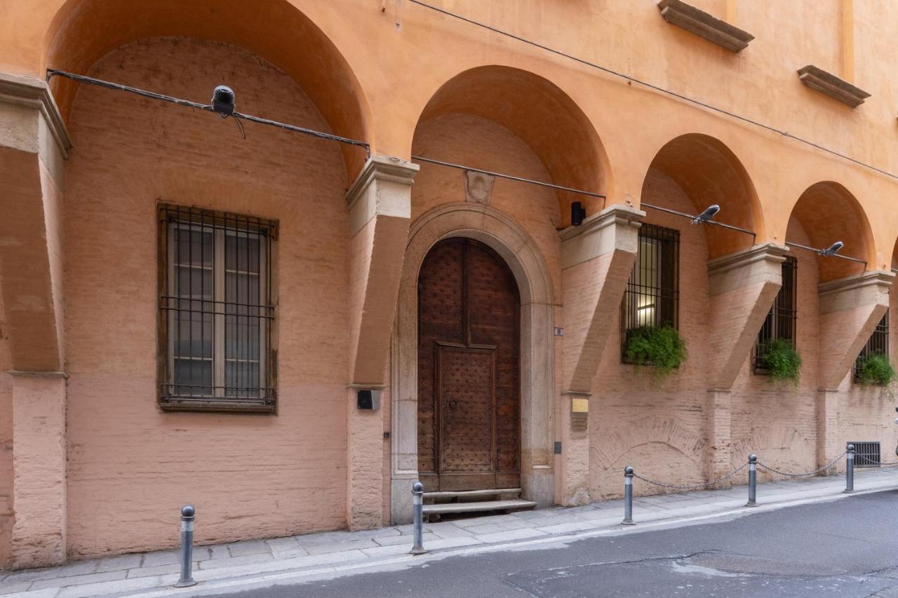 Dimora De' Poeti - 250 Square Meters Attic in the Heart of Bologna - B&B