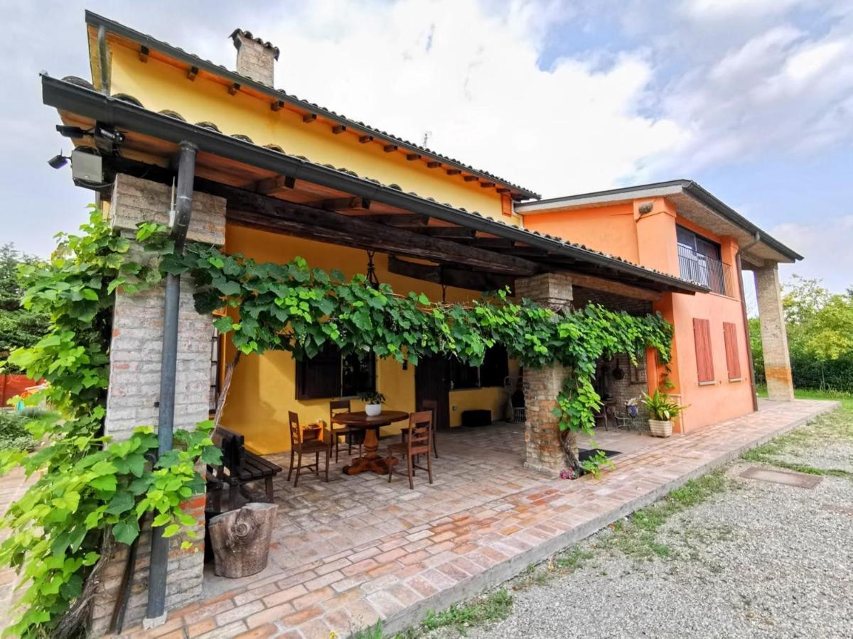 B&B Parma - R&B Albero Cavo Parma - Bed and Breakfast Parma