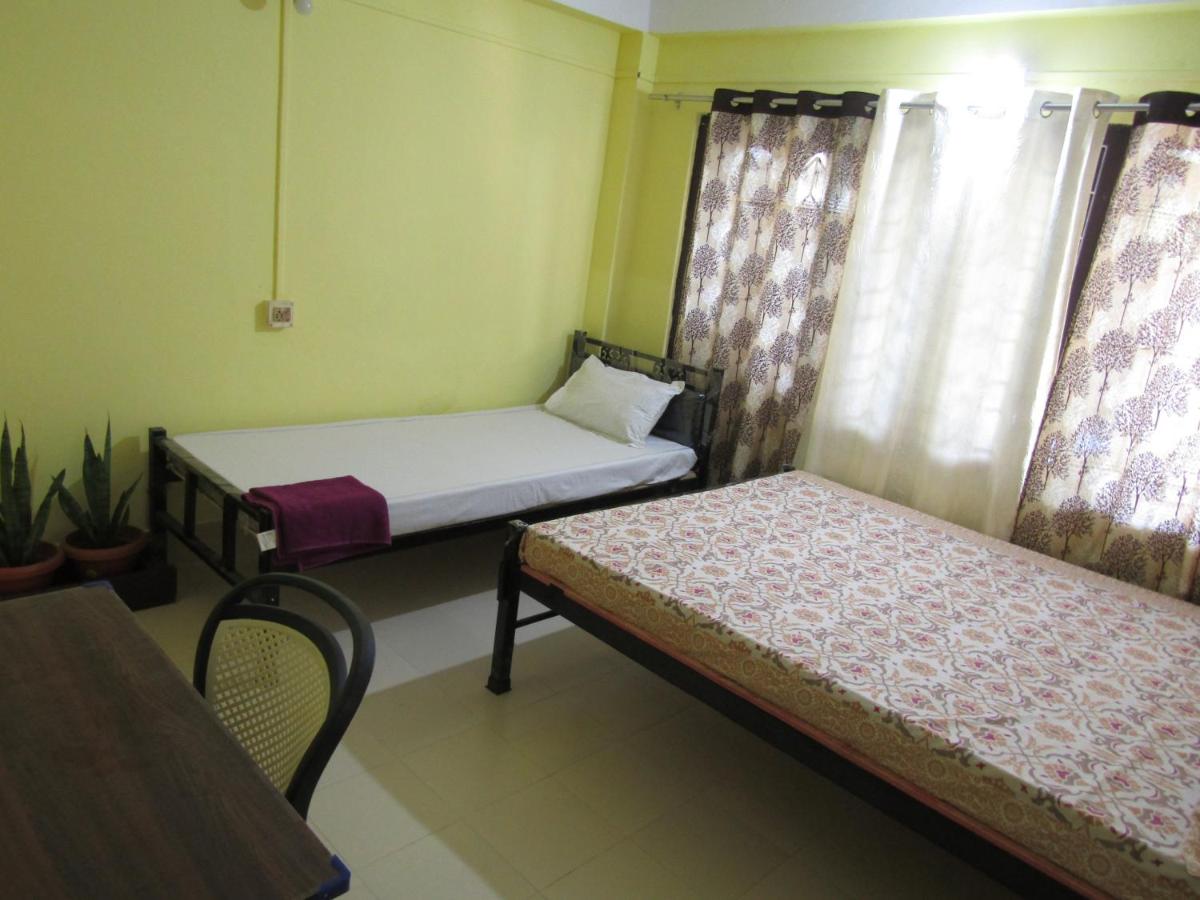Single Room with Private External Bathroom