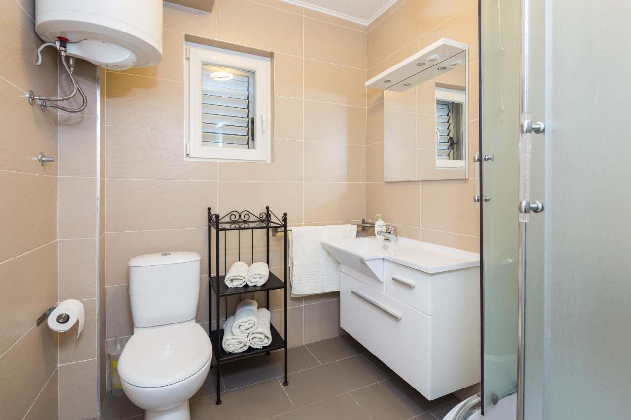 Appartement - Vue sur Piscine 