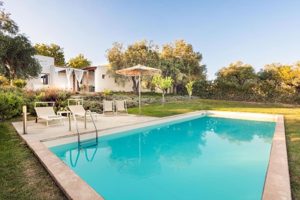 Villa Tuffetto Vista Mare Mozzafiato Piscina privata-Tenuta il Cavaliere d'Italia Noto - Chambres d'hôtes Noto