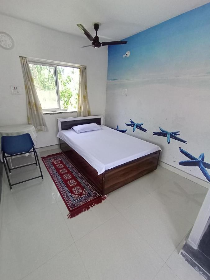 Queen Room with Balcony