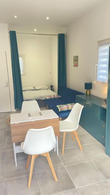 Studio à Sollies Pont - B&B