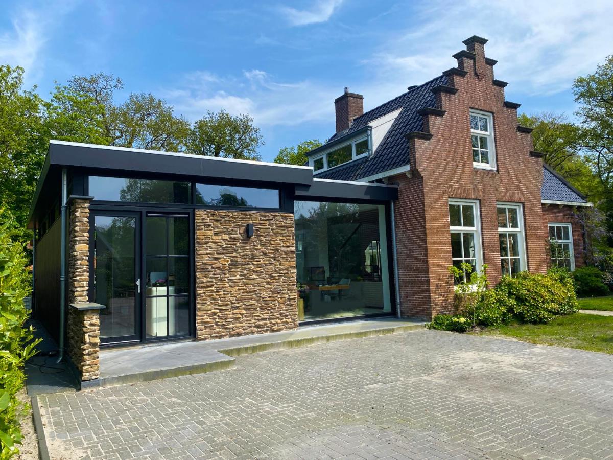 Villa Royale - Bed and Breakfast Oranjewoud