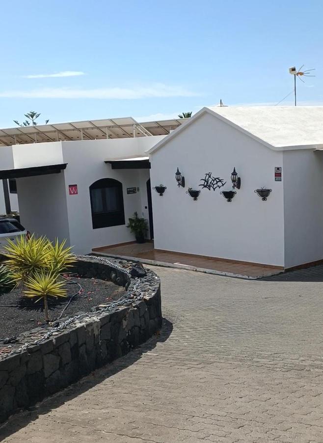 Wonderful country villa with amazing sea view - Bed and Breakfast